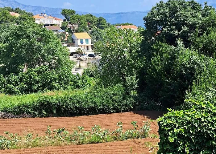 Apartamento Dusica Lumbarda